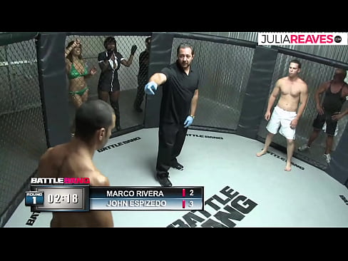❤️ Ultimate Fighter fucks tifla numru dritt wara ġlieda fiċ-ċirku ❤️❌ Porn iebes lilna
