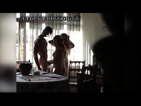 ❤️ Ħbieb sesswali jistiednu raġel ġgant u threesome miegħu ❤️❌ Porn iebes lilna